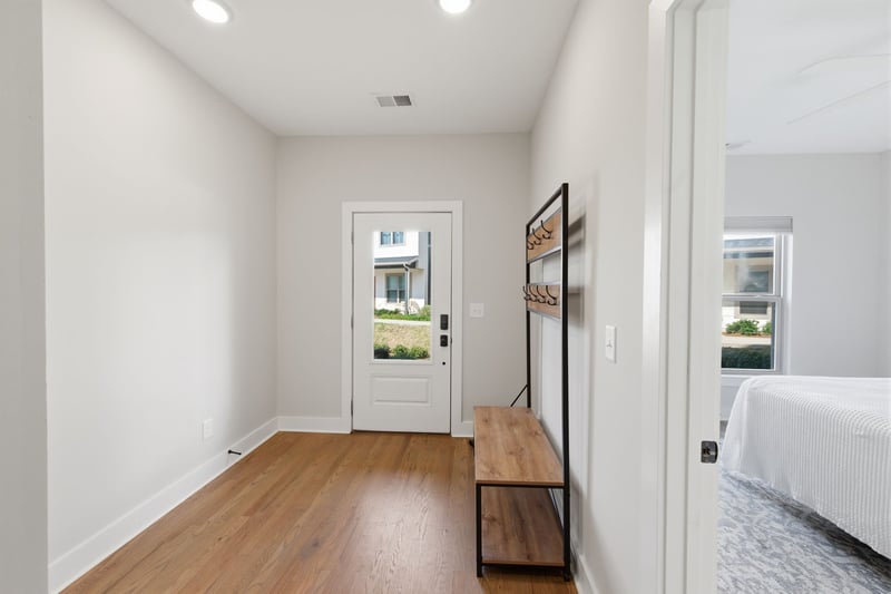 204 Thompson Park Dr, Nashville, TN 37211