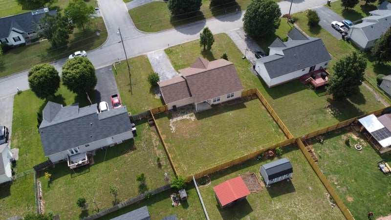 1621 Joel Dr, Columbia, TN 38401