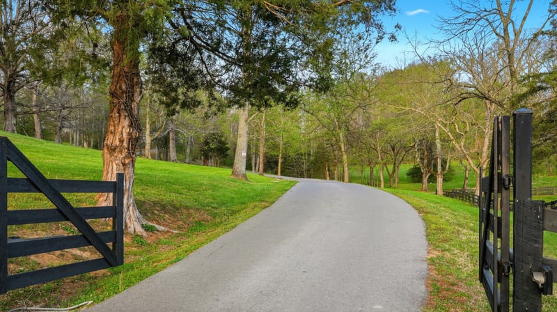3360 Sweeney Hollow Rd, Franklin, TN 37064