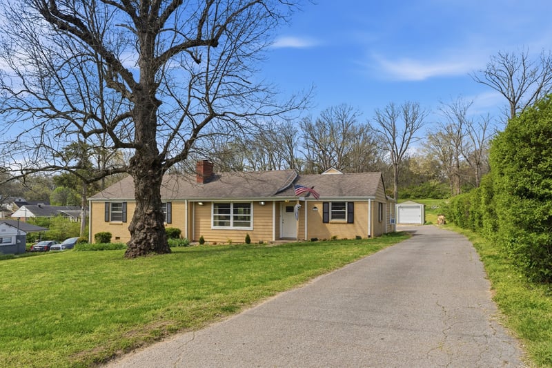 520 E Marthona Rd, Madison, TN 37115