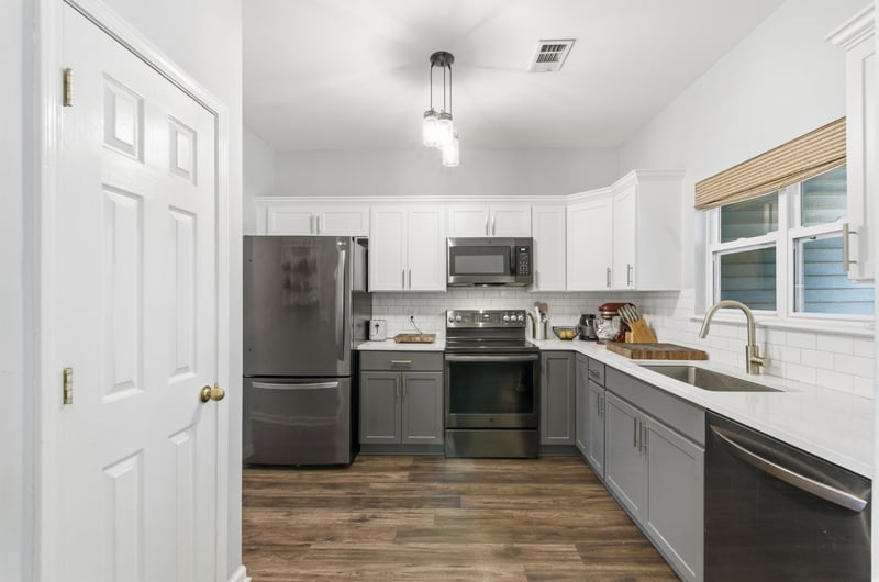 404 Normandy Cir, Nashville, TN 37209