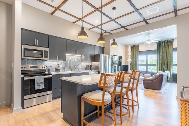 1014 16th Ave #203, Nashville, TN 37212