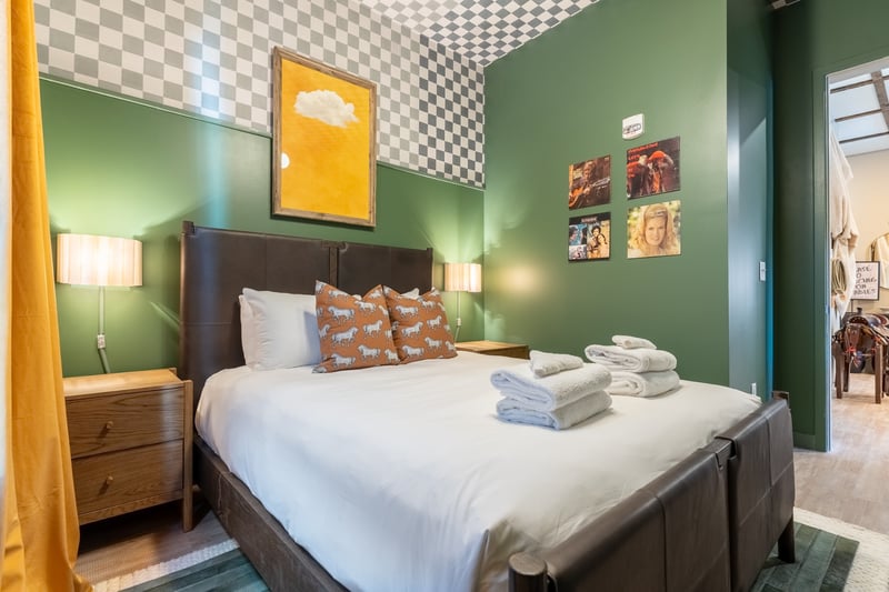 1014 16th Ave #203, Nashville, TN 37212