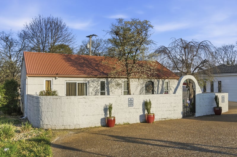 2831 Columbine Pl, Nashville, TN 37204