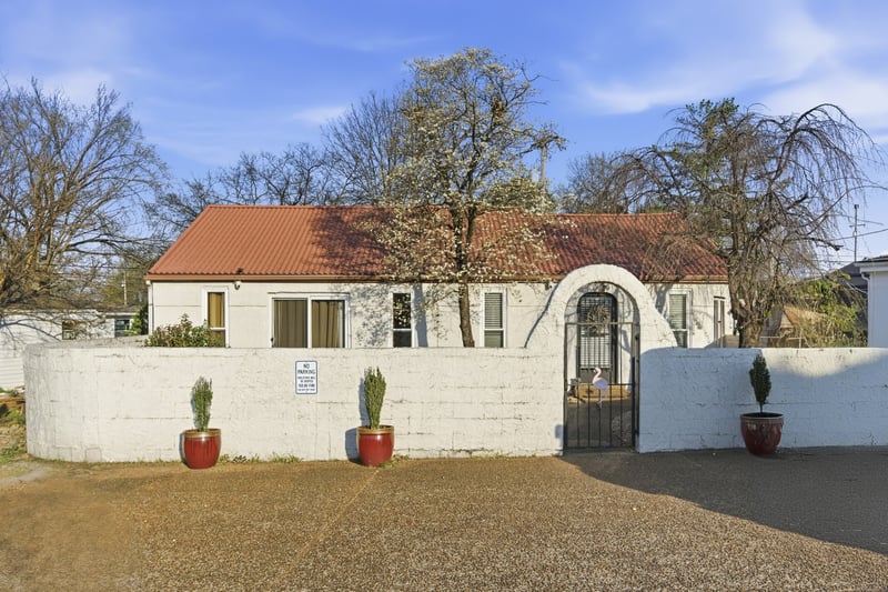 2831 Columbine Pl, Nashville, TN 37204