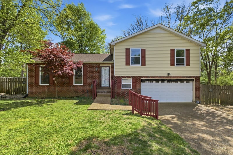 704 Rigger Ct, Nashville, TN 37217