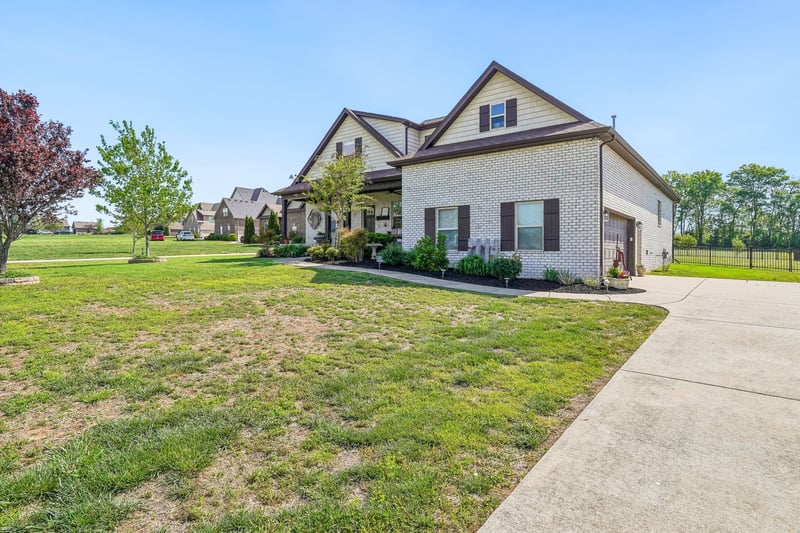1031 Caballo Trl, Gallatin, TN 37066