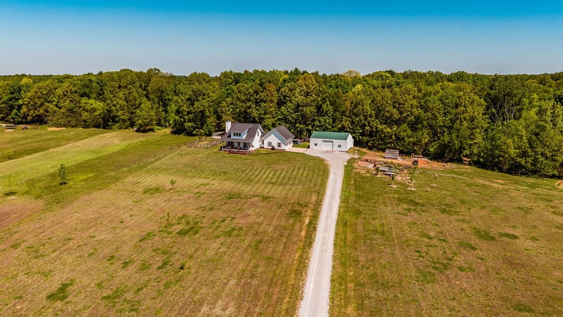 237 Lear Rd, Portland, TN 37148
