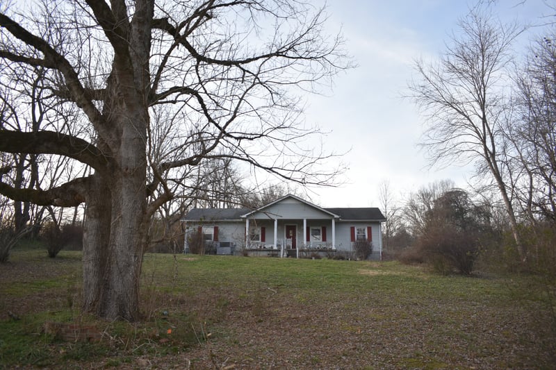 42 Sykes Rd, Hickman, TN 38567