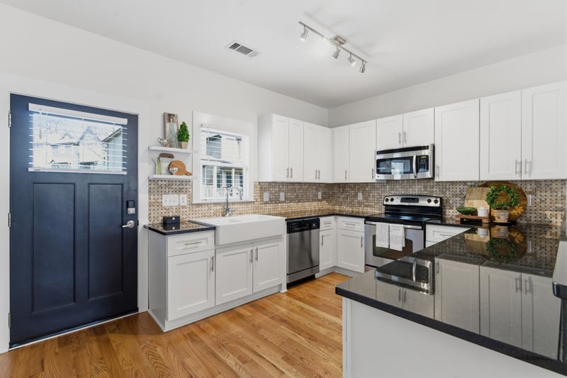 111 Gale Park Ln, Nashville, TN 37204