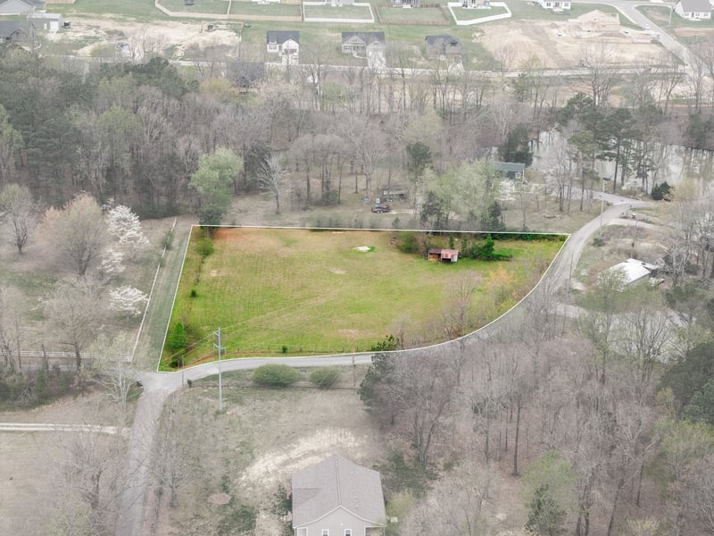 2686 Bellar Rd, Greenbrier, TN 37073