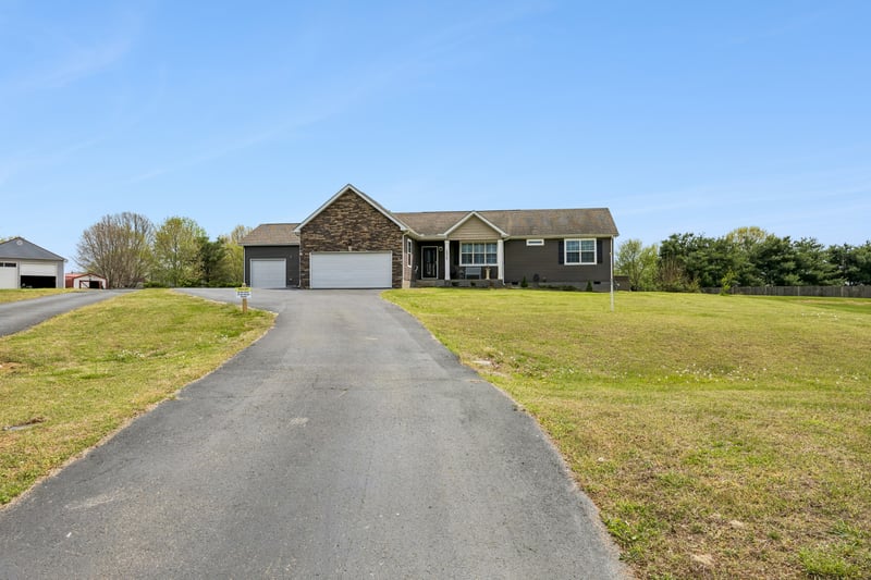2028 Mason Ln, Spring Hill, TN 37174