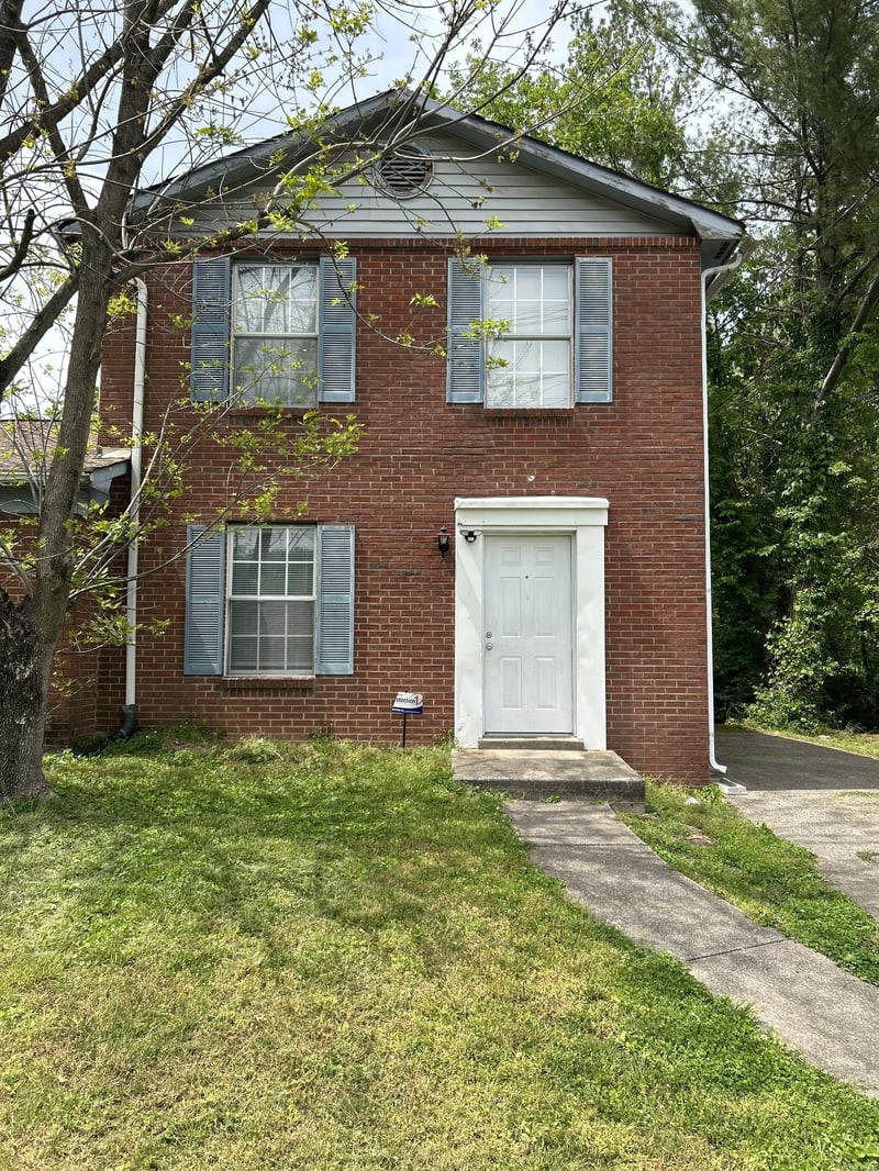 1348 Bellshire Terrace Dr, Nashville, TN 37207