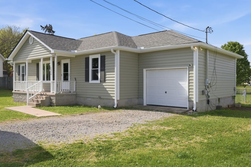 2014 Gardendale Dr, Murfreesboro, TN 37130