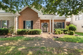 8711 Sawyer Brown Rd, Nashville, TN 37221