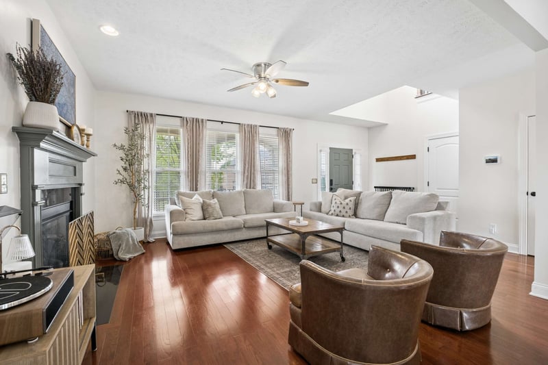 7720 Sunbar Ln, Nashville, TN 37211