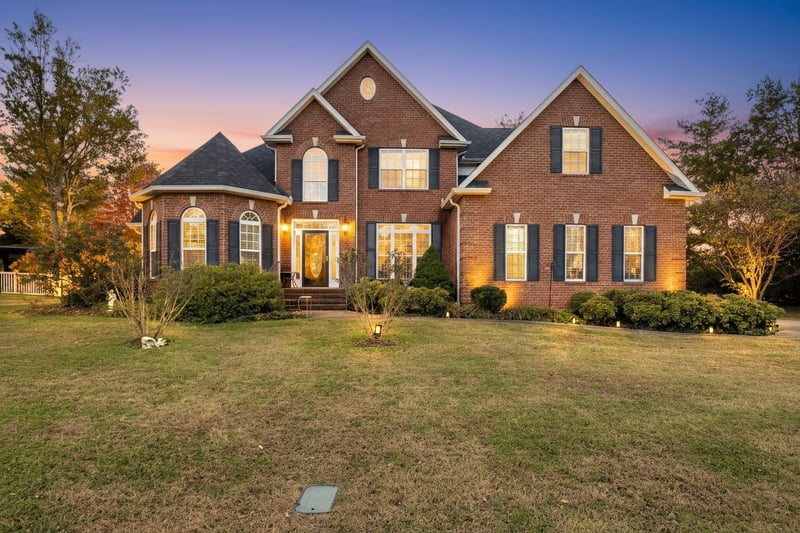 2322 Garrison Cv, Murfreesboro, TN 37130