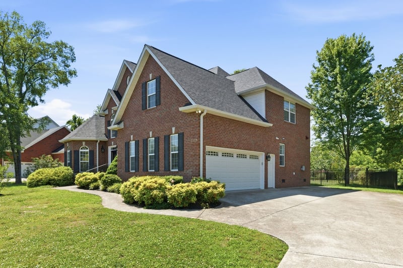 2322 Garrison Cv, Murfreesboro, TN 37130