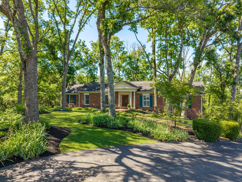 877 Hillhaven Ct, Nashville, TN 37220