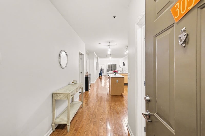 1803 Broadway #305, Nashville, TN 37203