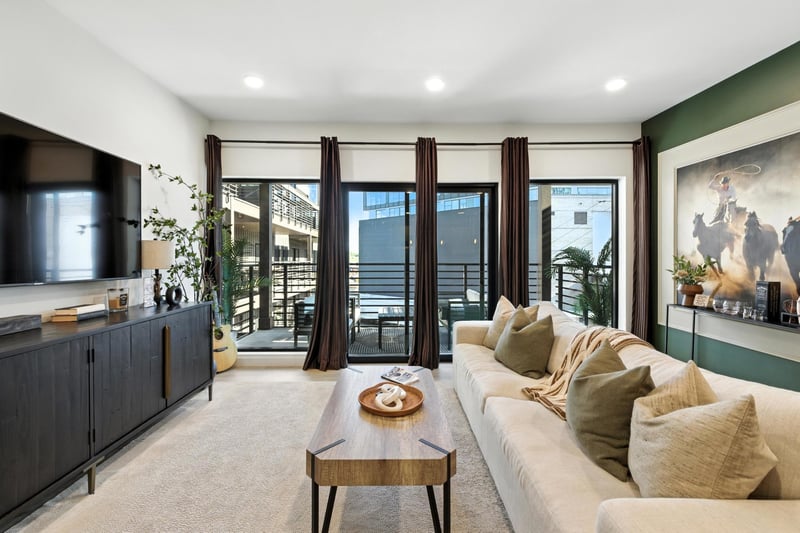 635 7th Ave #503, Nashville, TN 37203