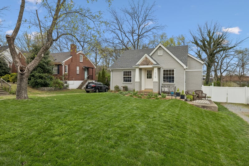 1015 Iverson Ave, Nashville, TN 37216