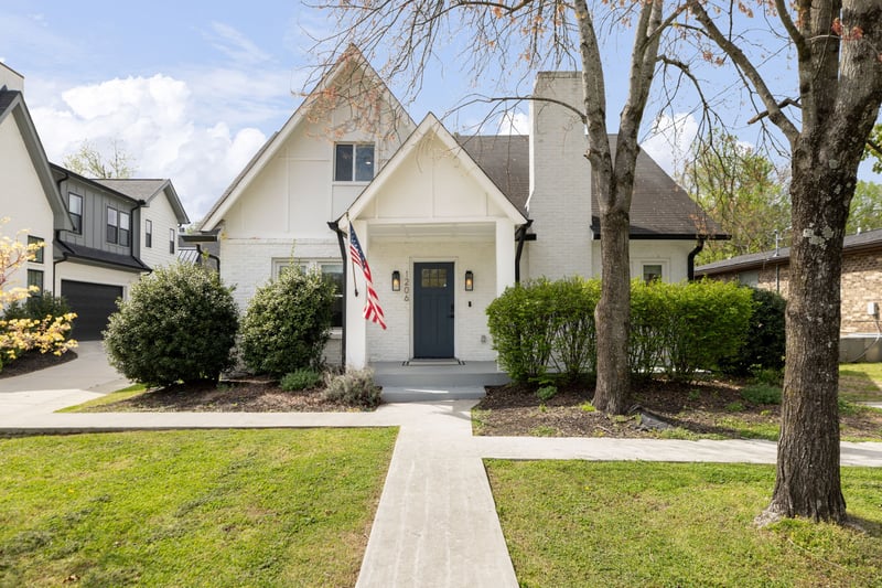 1206 Riverside Dr, Nashville, TN 37206