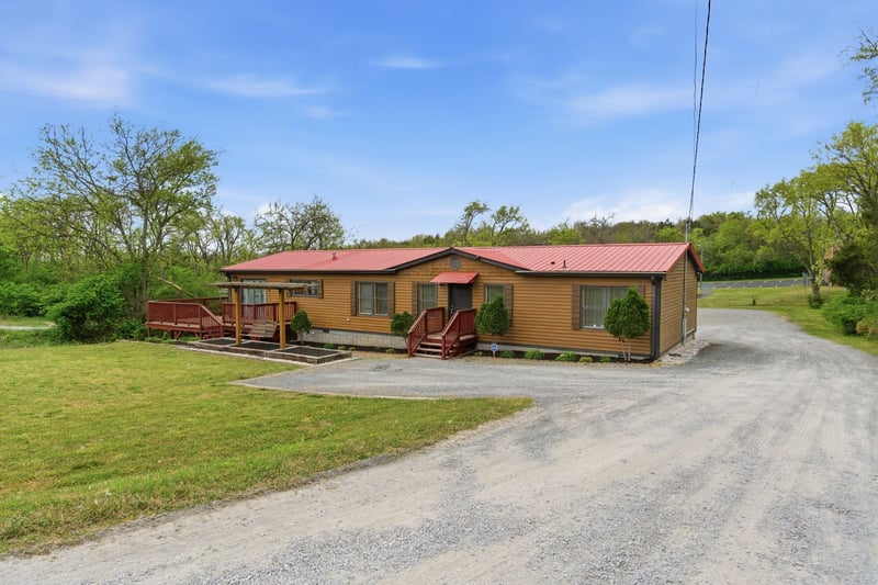 310 Larkin Springs Rd, Madison, TN 37115