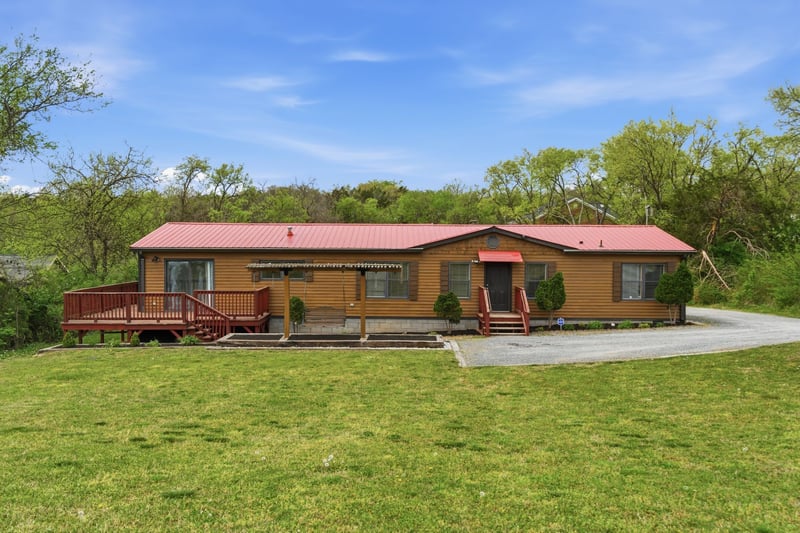 310 Larkin Springs Rd, Madison, TN 37115