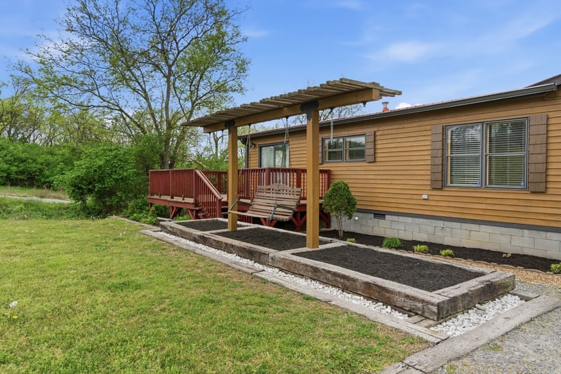 310 Larkin Springs Rd, Madison, TN 37115