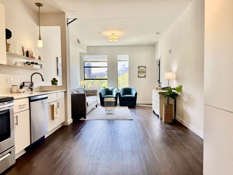 1900 12th Ave #420, Nashville, TN 37203