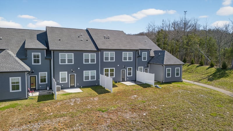 313 Panther Dr, Murfreesboro, TN 37127