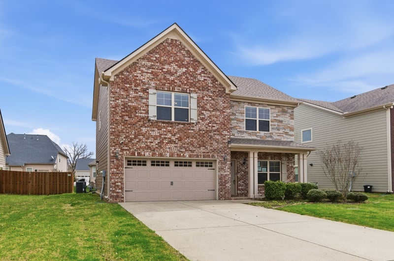 1129 Cotillion Dr, Murfreesboro, TN 37128