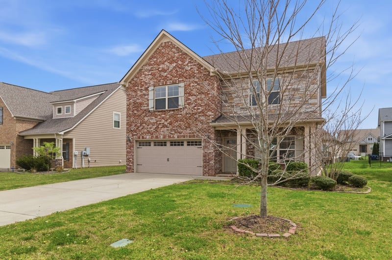 1129 Cotillion Dr, Murfreesboro, TN 37128