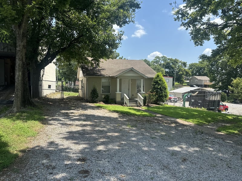 2412 Felts Ave, Nashville, TN 37211