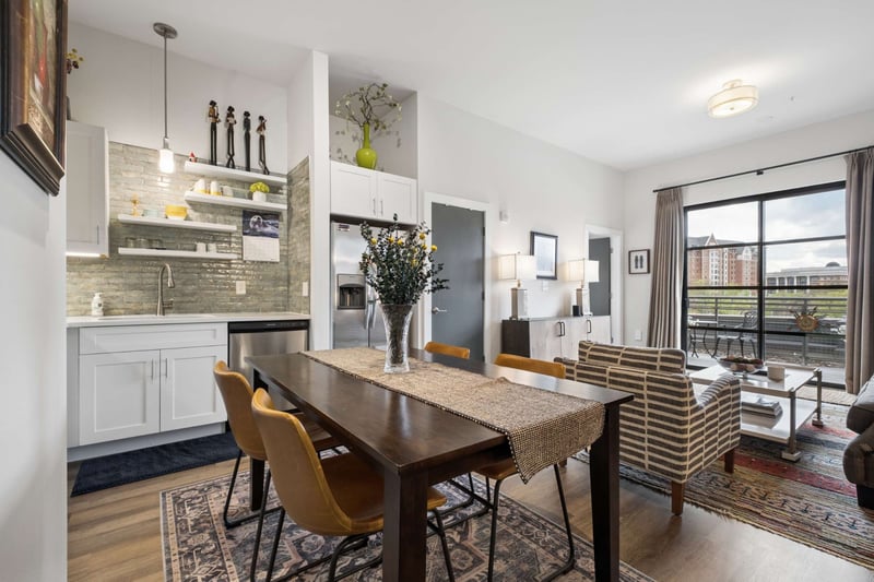 1900 12th Ave #513, Nashville, TN 37203