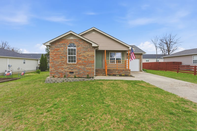 327 June Dr, Lebanon, TN 37087