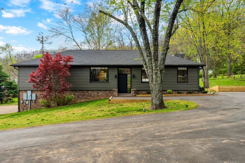 105 Dogwood Ln, Franklin, TN 37064