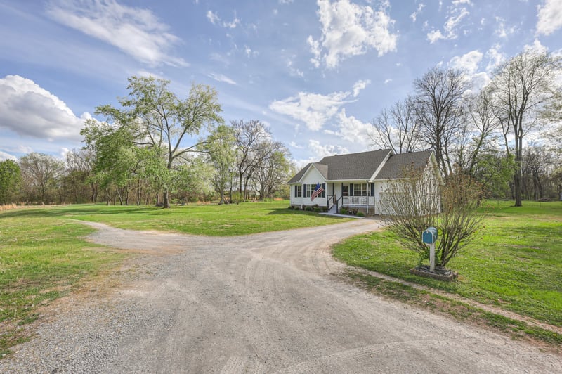 8133 Misty Ln, Murfreesboro, TN 37129