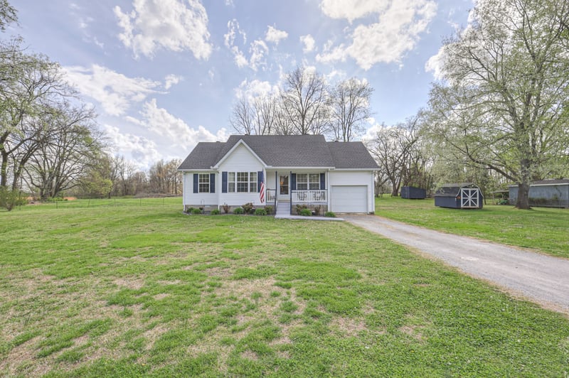 8133 Misty Ln, Murfreesboro, TN 37129