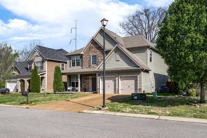 2034 Austin Dr, Spring Hill, TN 37174