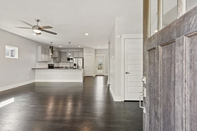 906 Smiley St, Nashville, TN 37206