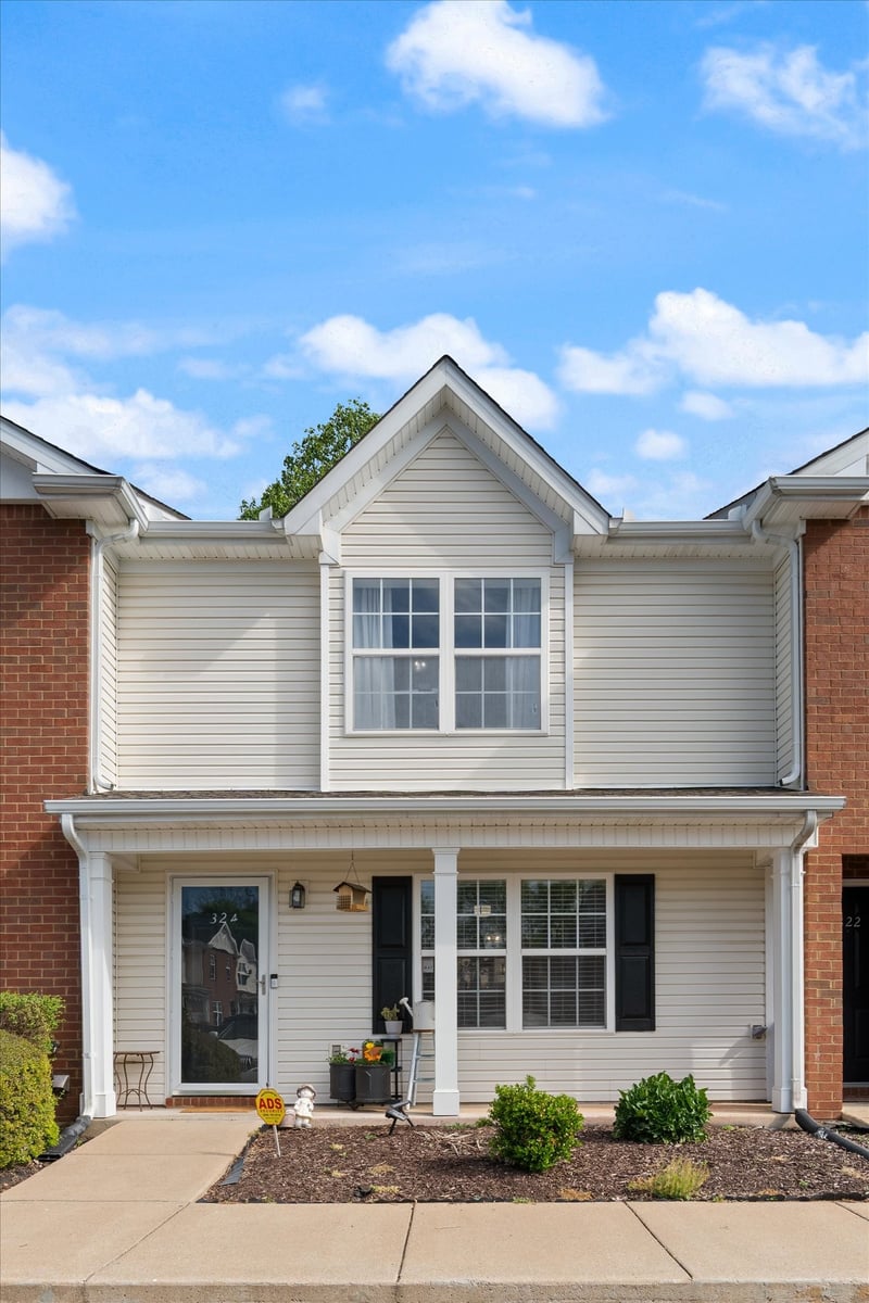 324 Arapaho Dr, Murfreesboro, TN 37128