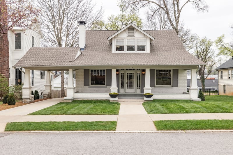 313 W 6th St, Columbia, TN 38401