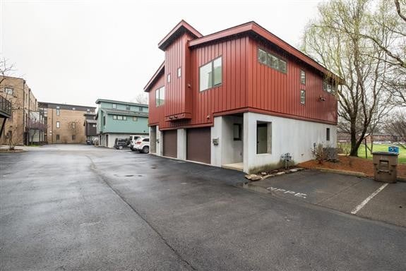 316 Van Buren St, Nashville, TN 37208