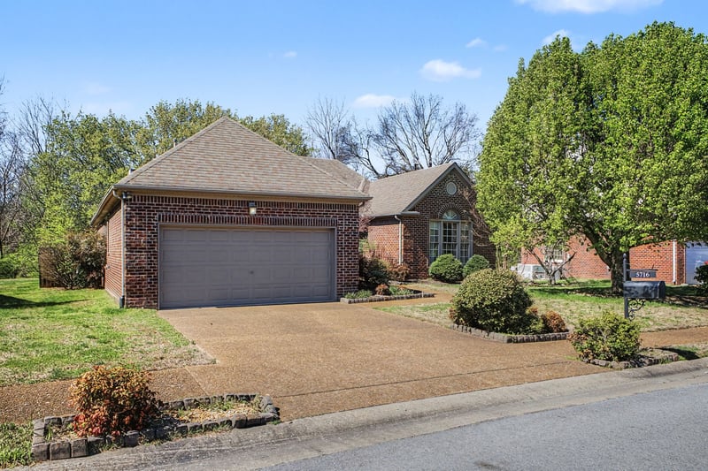 5716 Chadwick Ln, Brentwood, TN 37027