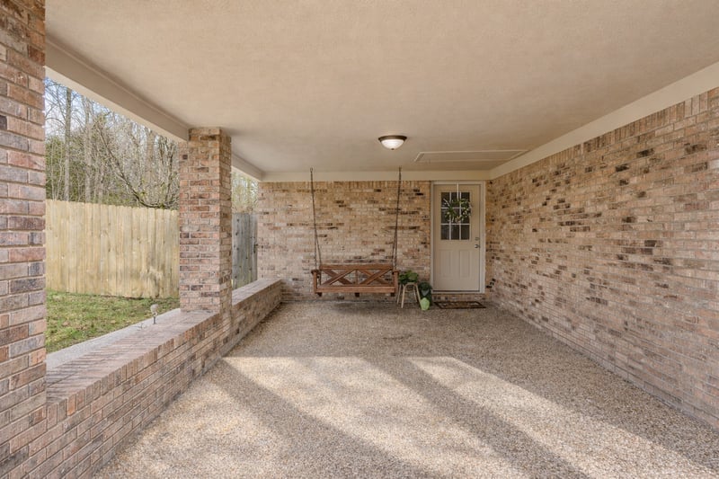 2267 Lambert Dr, Westmoreland, TN 37186