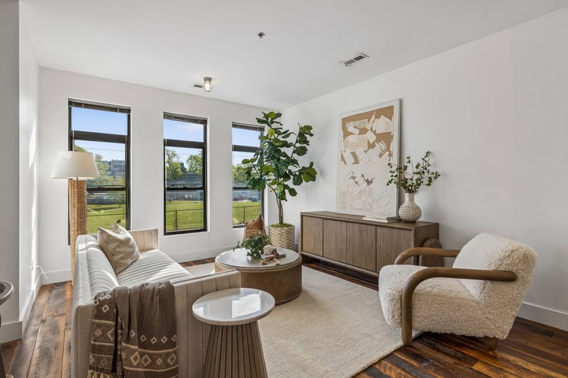 1225 4th Ave #202, Nashville, TN 37210