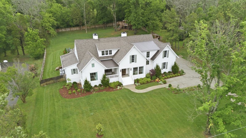 9028 Forest Lawn Dr, Brentwood, TN 37027