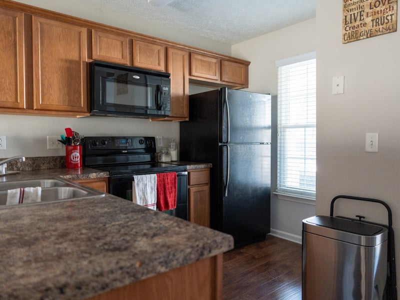 1306 Tweedle Ct, Murfreesboro, TN 37130